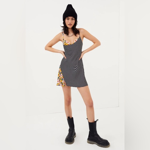 For love lemons Dress - Picture 2 of 4